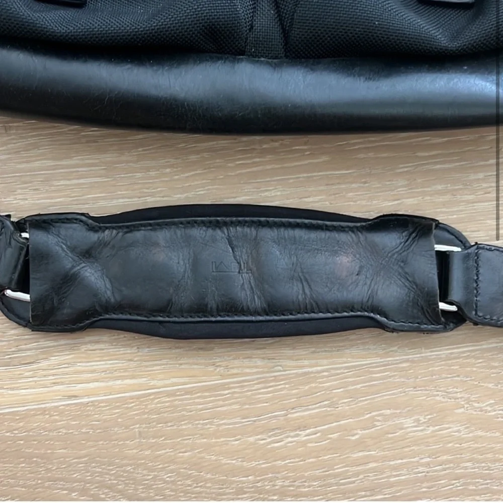 TUMI Townhouse Lonsdale Brief Case Black Men's Shoulder Bag Leather Travel Bag